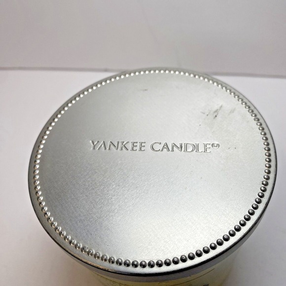 Yankee Candle World Journeys Pacific Coconut 12 oz‎ 2 Wick Tumbler Discontinued - Picture 2 of 5